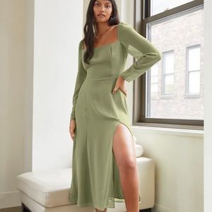 Aritzia sage green size 2 dress (Wilfred)